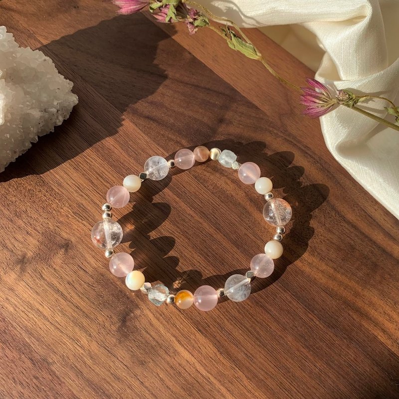 心中有爱花园系列-奶油粉雾/ 莫桑比克粉晶、托帕石 /定制礼物 - 手链/手环 - 水晶 