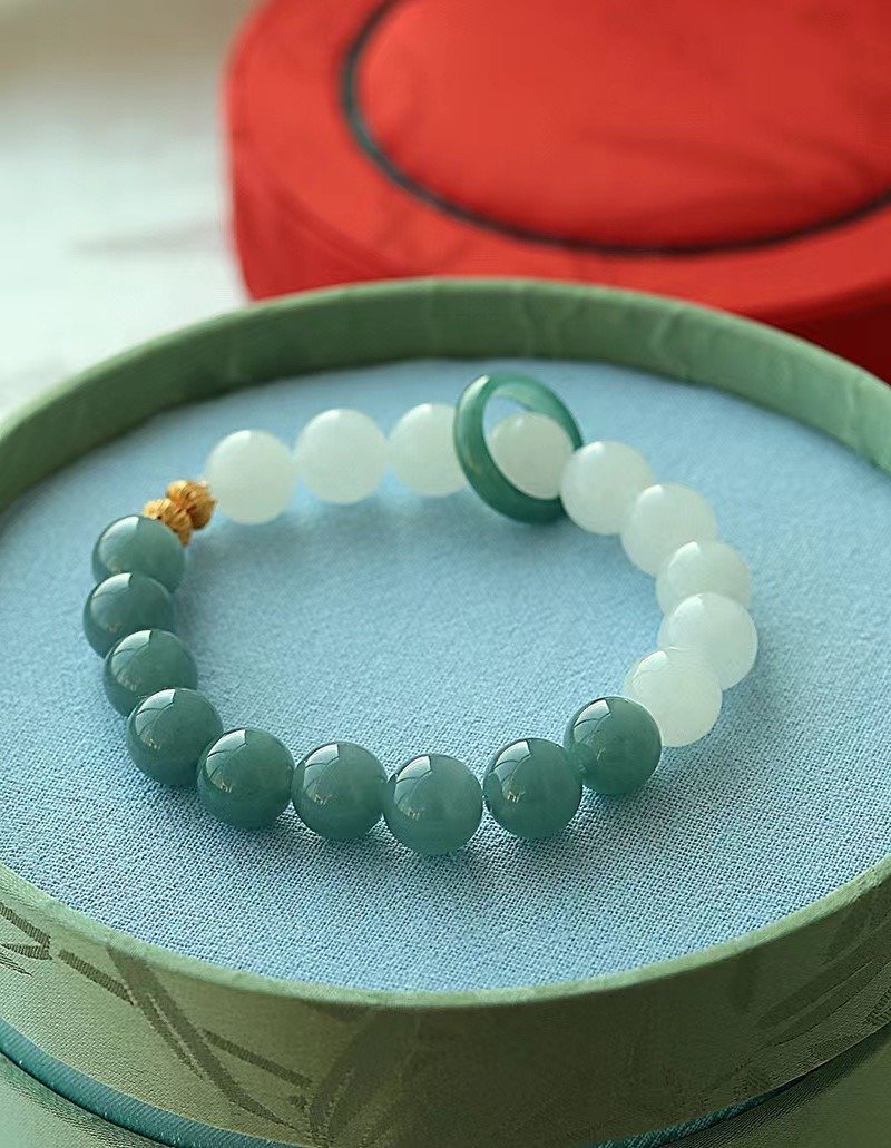 蓝水翡翠羊脂白玉双拼手链   一点儿淡蓝一点儿绿调 - 手链/手环 - 玉石 