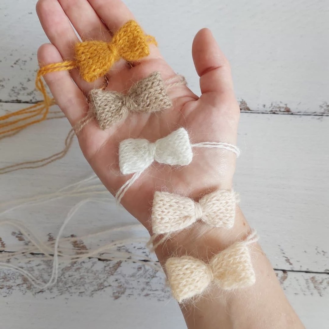 Newborn bow headbahd. Hand knitted photo props. - 婴儿饰品 - 羊毛 
