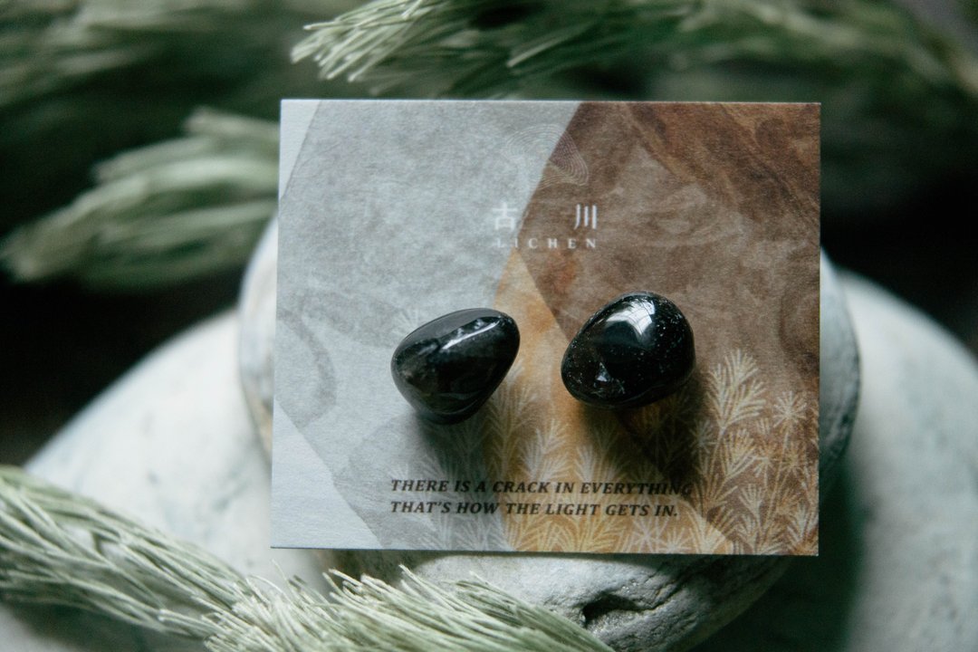 CRACK | 矿物系耳环 |  EARRINGS - 耳环/耳夹 - 玉石 黑色