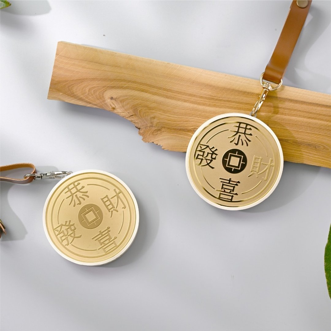 Gdesign 吊挂式扩香组 扩香香氛 吊挂饰品 衣柜扩香 - 香薰/精油/线香 - 其他材质 金色
