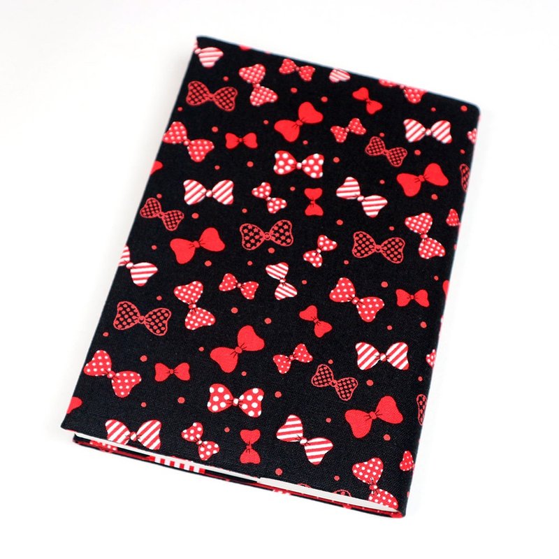 A5 可调式 妈妈手册 布书衣 布书套 - 蝴蝶结 (黑) - 书衣/书套 - 棉．麻 黑色