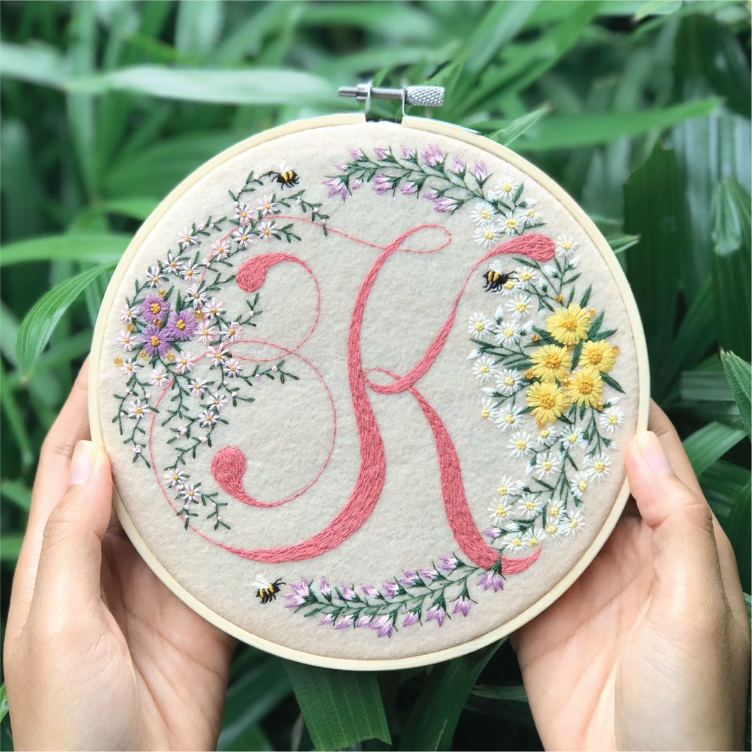 Embroidery (K) Calligraphy & Flowers - 墙贴/壁贴 - 绣线 
