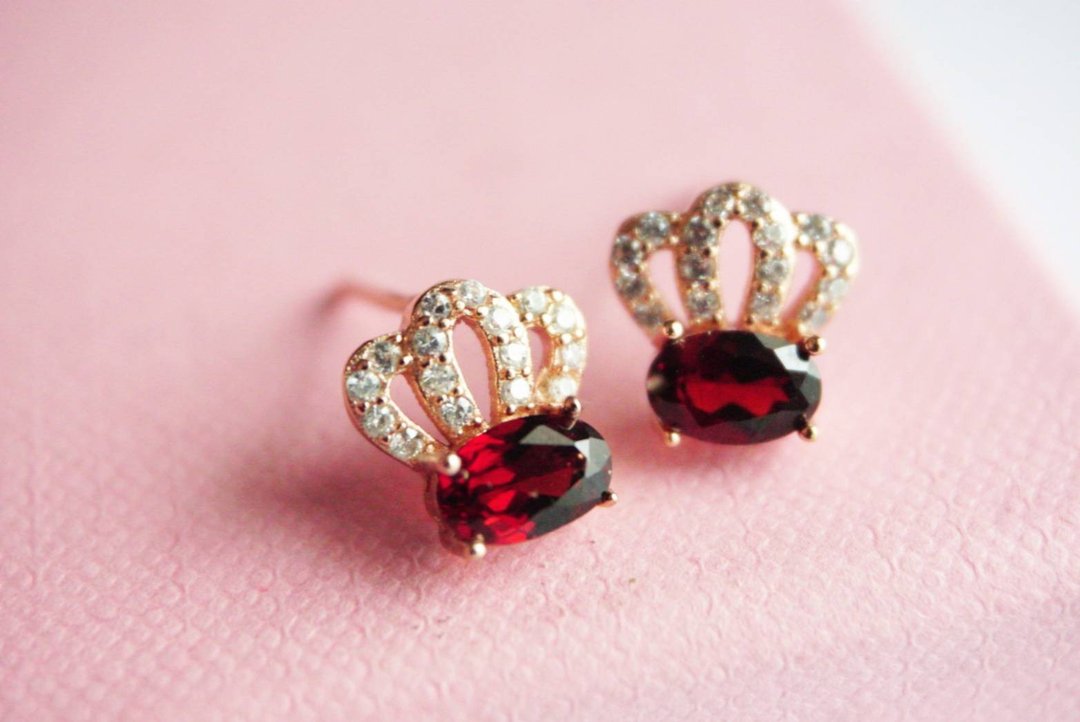 Earrings Natural Garnet Silver 925, Stud earring - 耳环/耳夹 - 纯银 红色