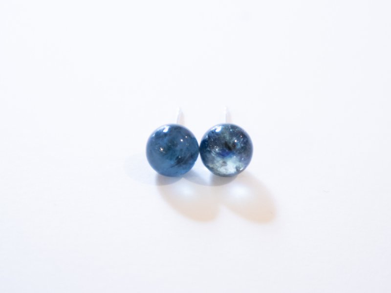 925纯银 魔鬼海蓝宝7.5-8mm。耳钉 - 耳环/耳夹 - 宝石 蓝色