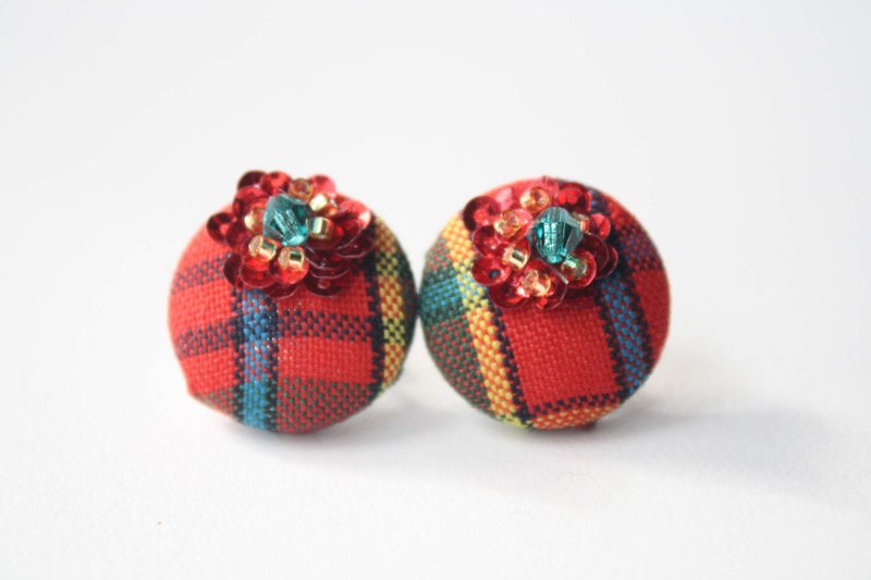 Light and easy to use earrings - 耳环/耳夹 - 其他材质 红色