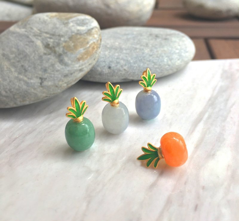 【旺来】天然翡翠立体水果造型坠子 - 吊饰 - 玉石 红色