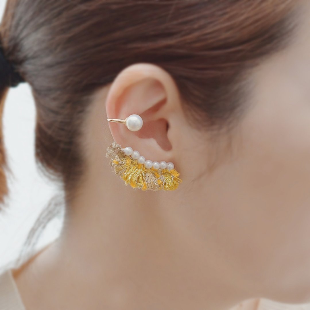 Pearl and tassel ear cuffs / Yellow - 耳环/耳夹 - 其他材质 黄色