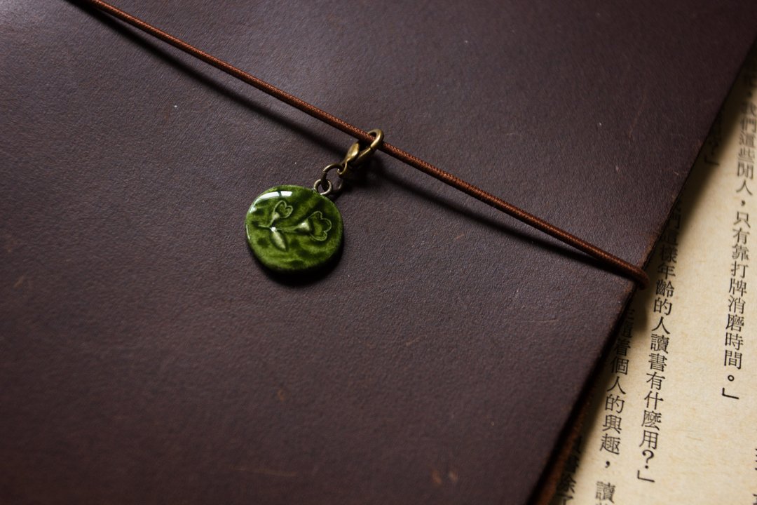 手作 黏土 手绘 绿色小花 吊饰 - 吊饰 - 粘土 绿色