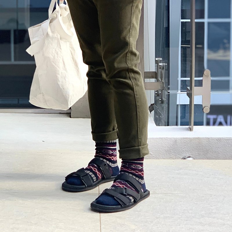 快速出货|简约设计超轻手工凉拖鞋 中性款可调整鞋面止滑防水黑墨 - 男女凉鞋 - 橡胶 黑色