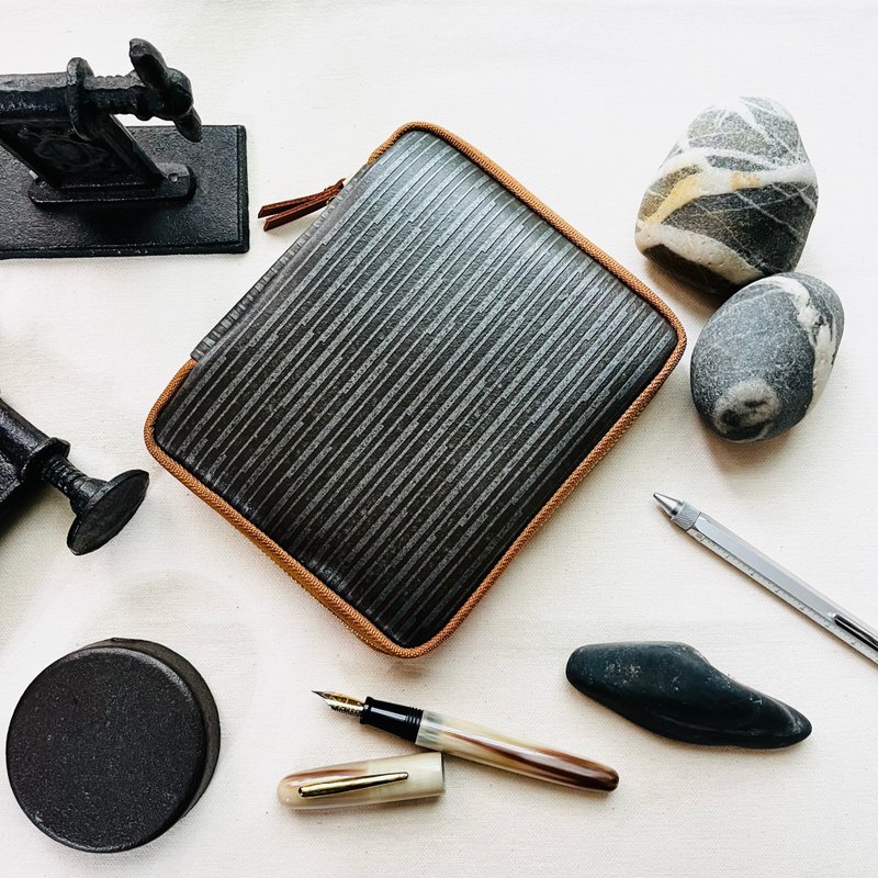 十入钢笔袋-钢铁异材质 - 铅笔盒/笔袋 - 其他金属 金色