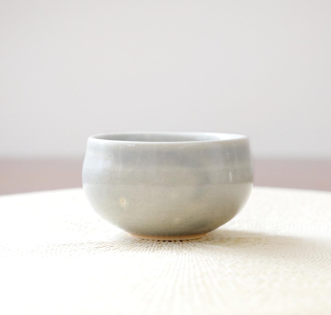 灰蓝色圆形豆皿 - 碗 - 陶 蓝色