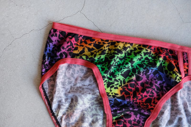 运动风潮・莫代尔棉中腰三角裤・台湾制 - 女士内衣裤 - 棉．麻 多色