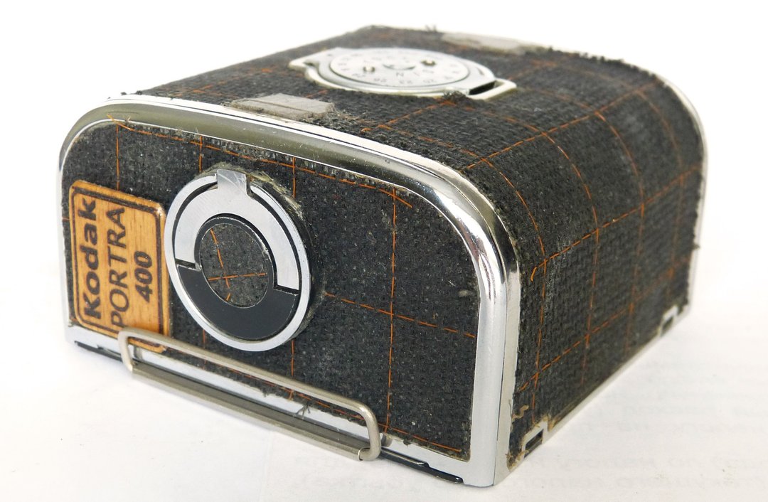 Back film cassette magazine with dark slide for medium format Kiev-88 USSR - 相机 - 其他金属 黑色