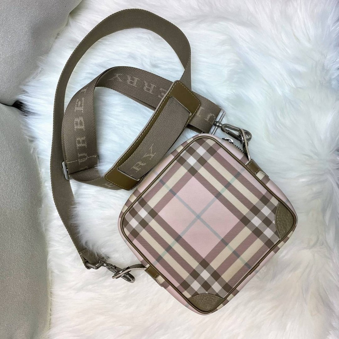 Burberry Nova 正方形粉红色格纹斜背包 - 侧背包/斜挎包 - 其他材质 粉红色