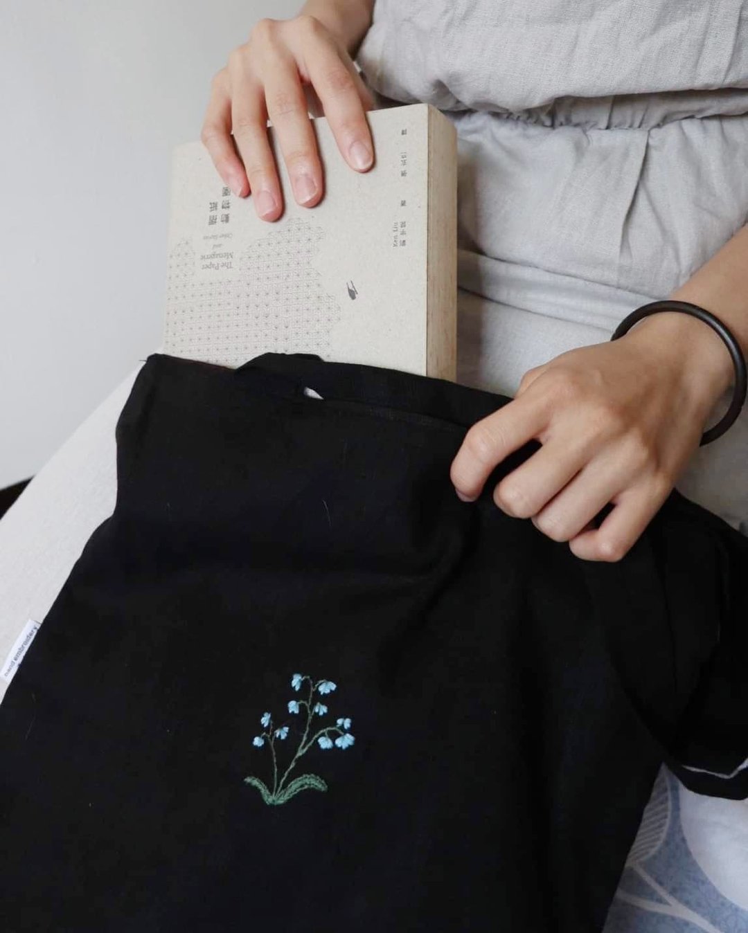 铃兰手刺绣 托特包 Tote Bag (Small) - 手提包/手提袋 - 棉 