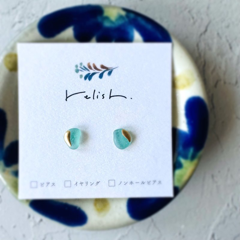 【再次贩售】海之赠礼 海玻璃 金继耳饰 无耳洞耳夹 小巧 简约 浅蓝色 金色 蓝色 职场 玻璃 - 耳环/耳夹 - 玻璃 蓝色
