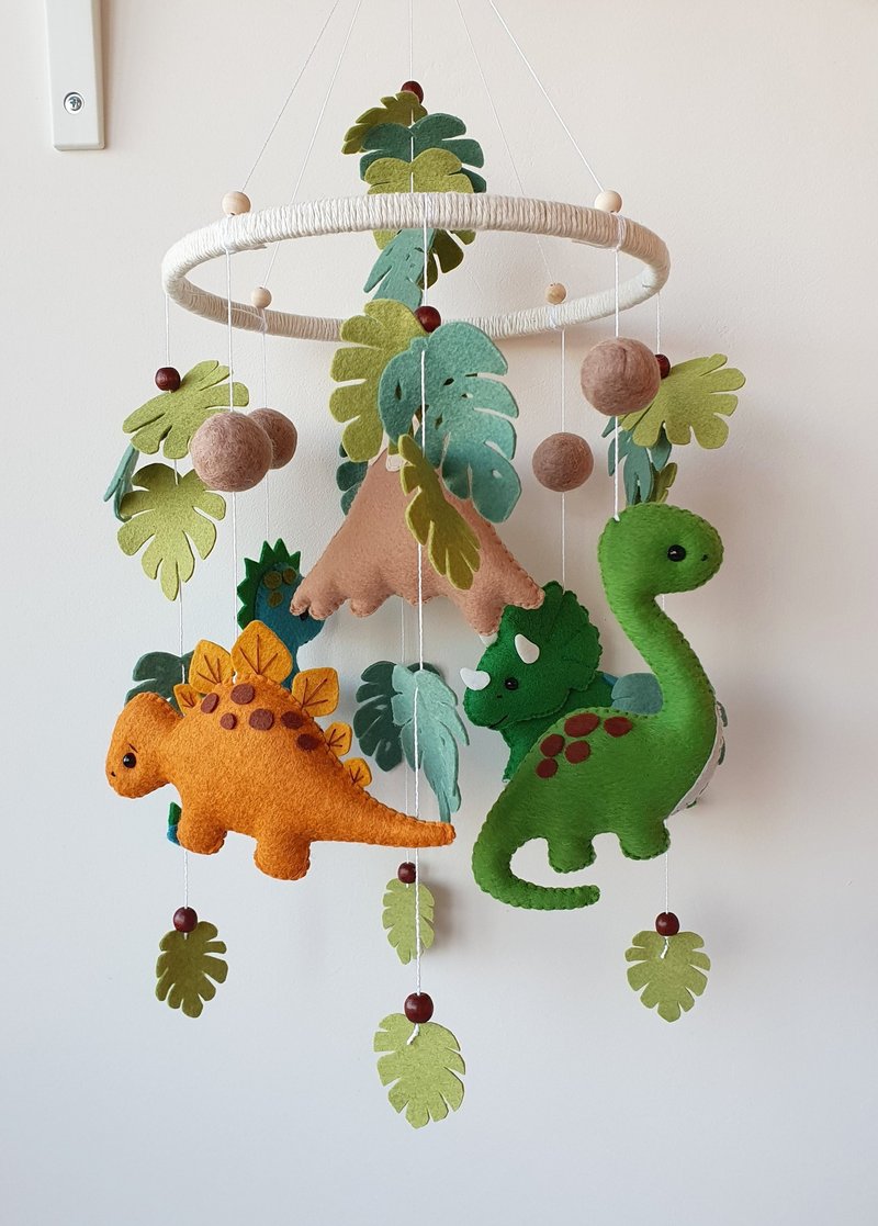 Dinosaur baby mobile, Dino mobile, gift for newborn, baby room, nursery decor - 满月礼盒 - 环保材料 