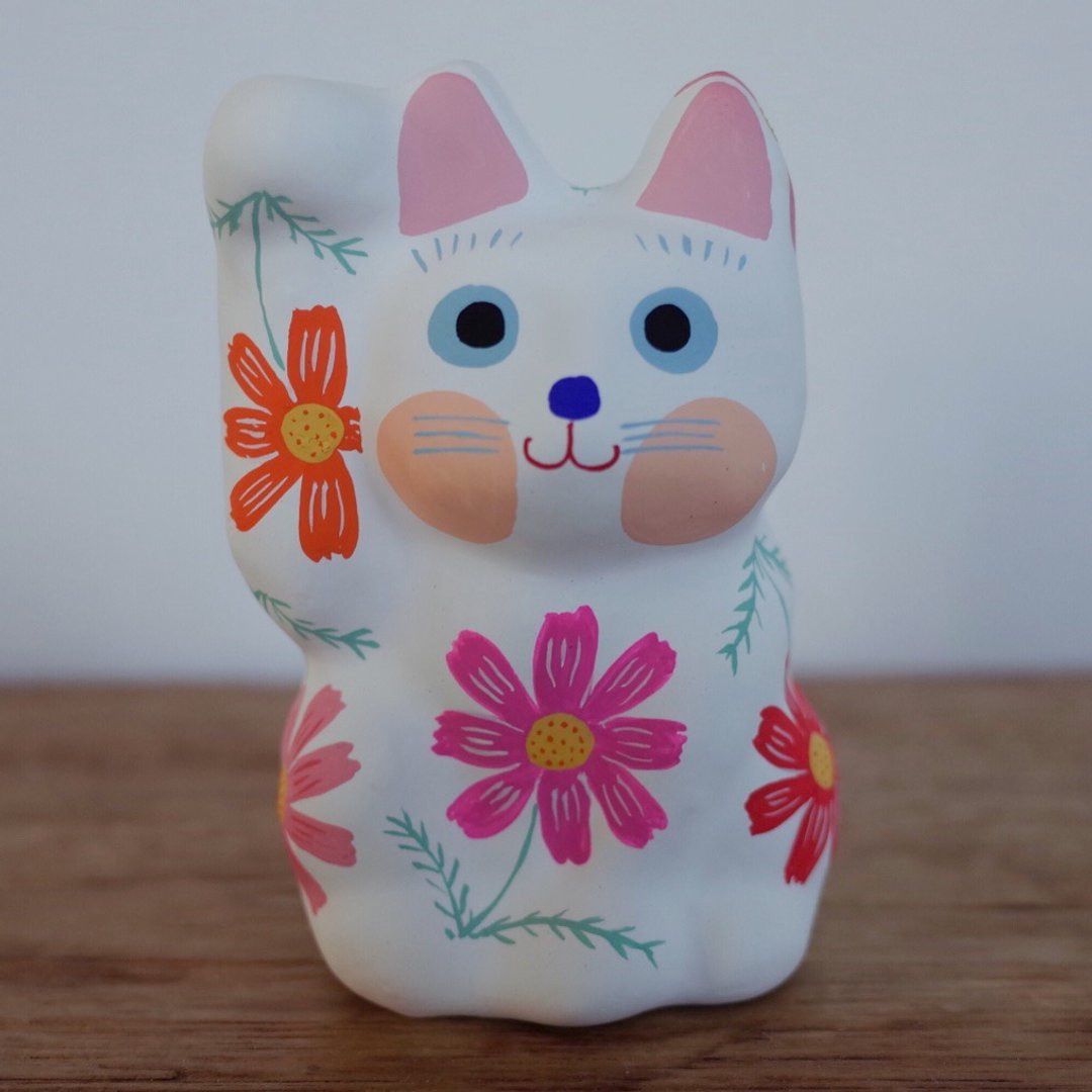 Lucky Cat Cosmos pattern Right hand beckoning - 玩偶/公仔 - 纸 白色