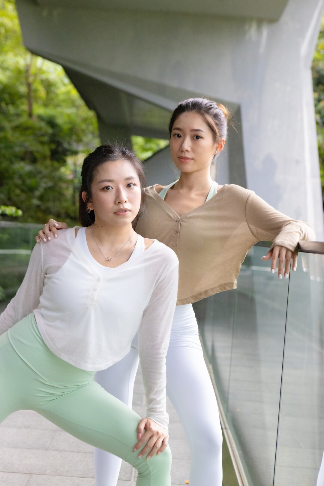 【FlexiFlow】Buckle Up微透针织长袖外搭-百搭机动 - 女装运动衣 - 其他人造纤维 
