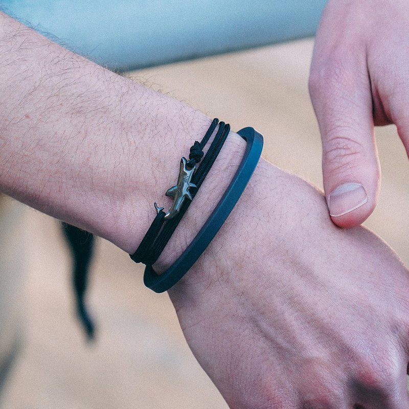 Cape Clasp美国深海限定大白鲨手绳 - 手链/手环 - 不锈钢 黑色