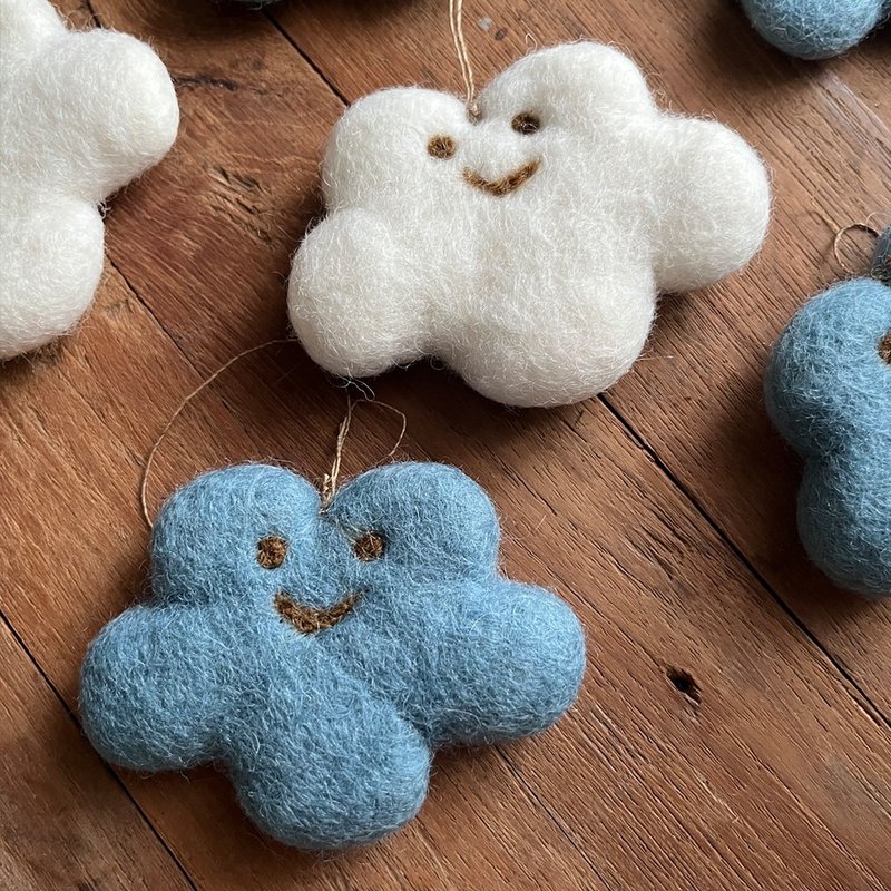 100% Wool 羊毛毡云朵吊饰 _公平贸易 - 吊饰 - 羊毛 卡其色