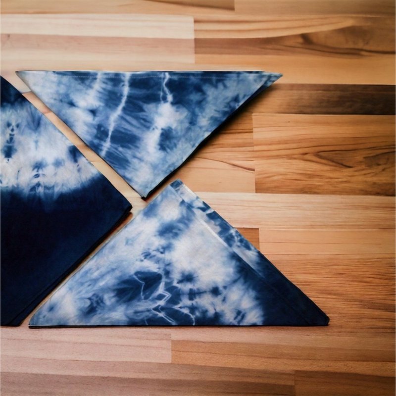 蓝染三角巾 - 领结/领巾 - 棉．麻 蓝色