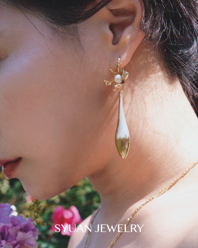 Poise内敛优雅天然淡水珍珠耳环生日 礼物情人节 - 耳环/耳夹 - 其他金属 