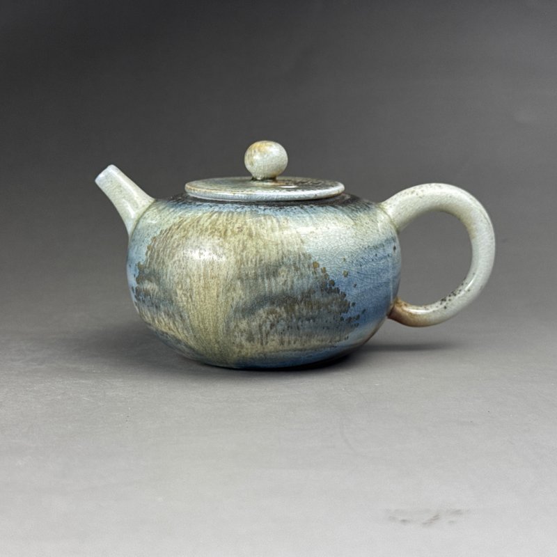 台湾名家周圣钧【柴烧】手拉坏柴烧壶005 - 茶具/茶杯 - 其他材质 卡其色