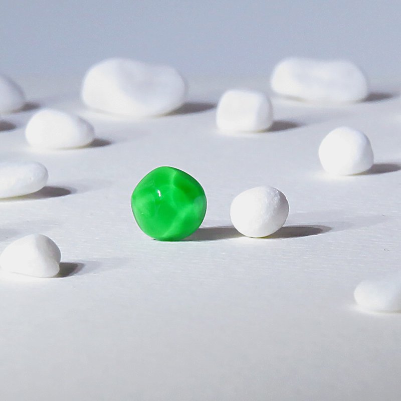 Pure系列 玻璃耳环 耳夹 单只 不规则 透明 绿色 - 耳环/耳夹 - 玻璃 绿色