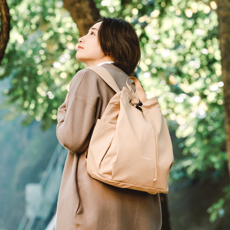 索绳束口后背包L号 ELIO ECO 休闲旅行双肩包 (粘土卡其) - 后背包/双肩包 - 聚酯纤维 卡其色
