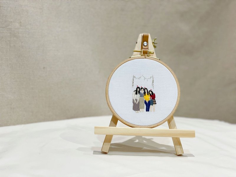 定制化人手刺绣 - 绣。故事- 系列 - 摆饰 - 绣线 多色
