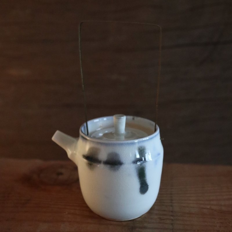 玄白・流墨提梁柴烧壶 120cc - 茶具/茶杯 - 瓷 白色