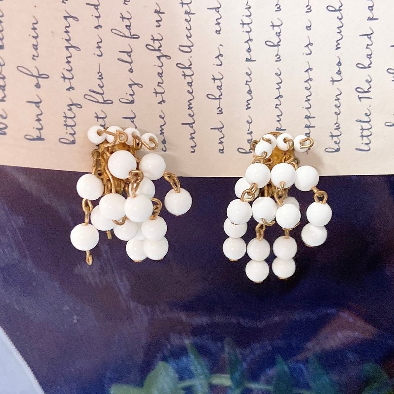 【西洋古董饰品】Lisner 波动果实串串 垂坠摇摆 优雅 耳夹 耳夹 - 耳环/耳夹 - 贵金属 白色