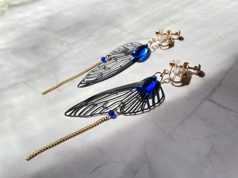 黑羽与苍雫的蝴蝶幻想耳环 - 耳环/耳夹 - 铜/黄铜 黑色