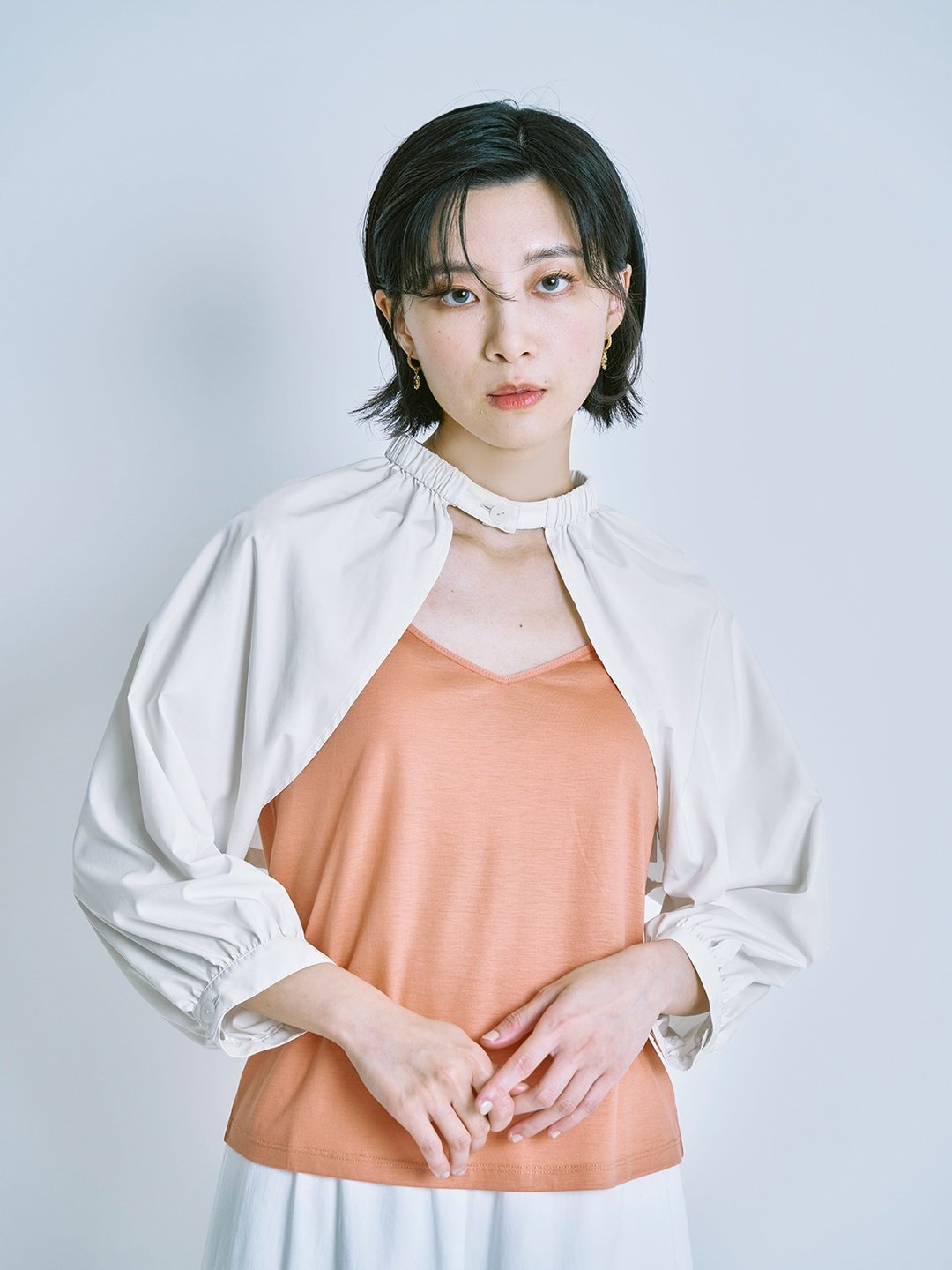 茶色蔓延外套罩衫-晨起 - 女装休闲/机能外套 - 聚酯纤维 白色