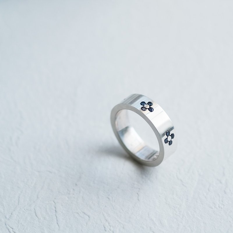 蓝宝石三叶草戒指 925银 - 戒指 - 宝石 蓝色