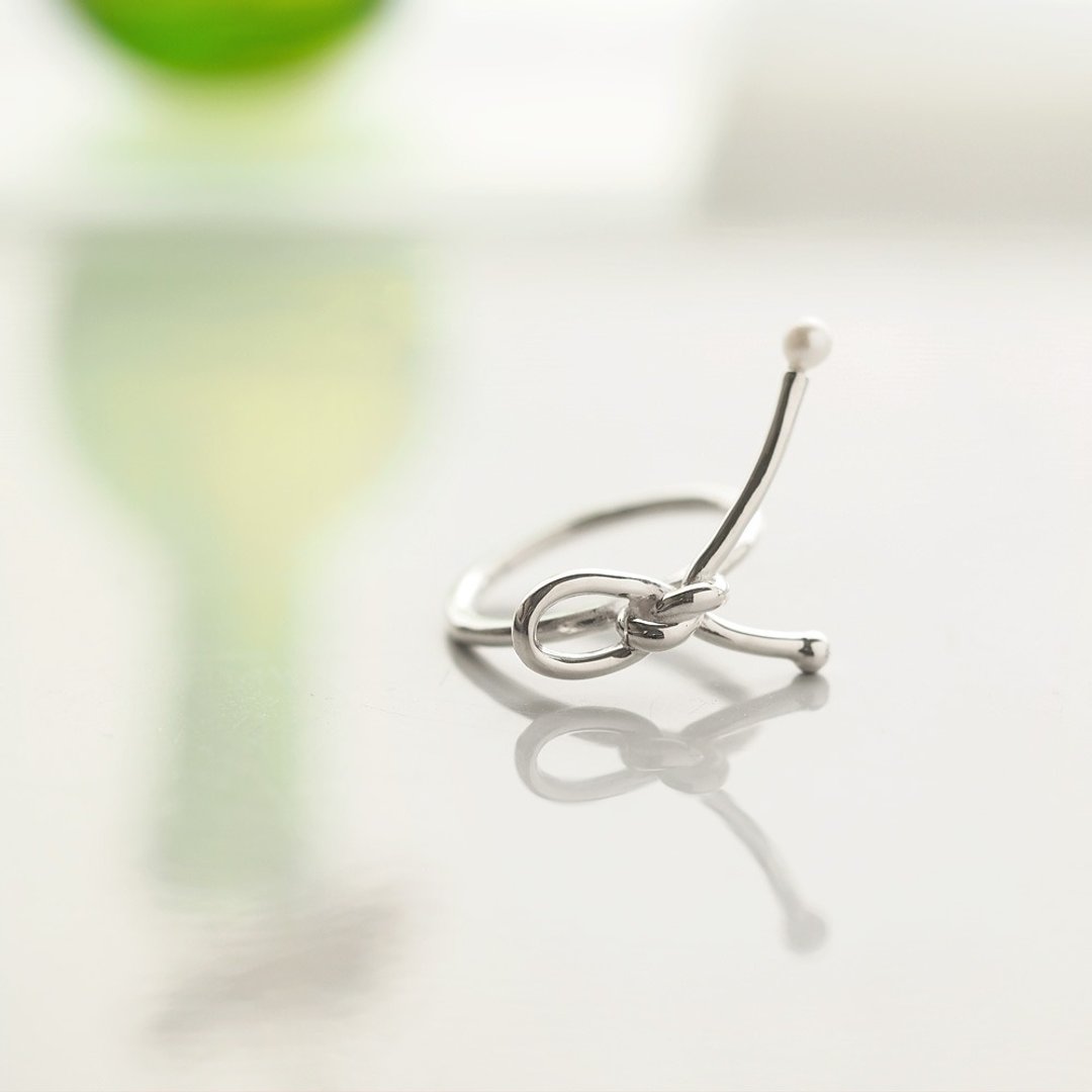 Pearl knot ring Silver 925 - 戒指 - 其他金属 银色