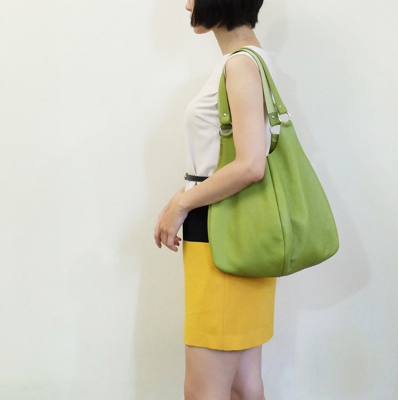 巴黎抹茶　荔枝纹牛皮　四叶侧背包　黄绿/草绿　只有一个 - 侧背包/斜挎包 - 真皮 绿色