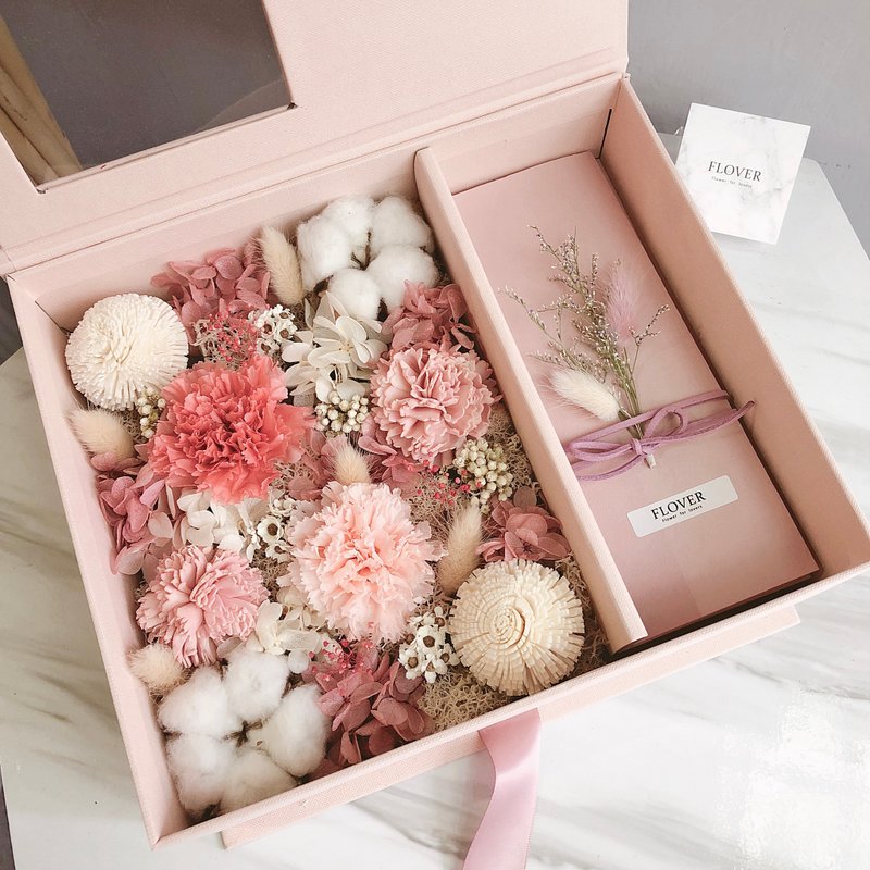 温柔粉-康乃馨红包礼物花盒 - 摆饰 - 植物．花 