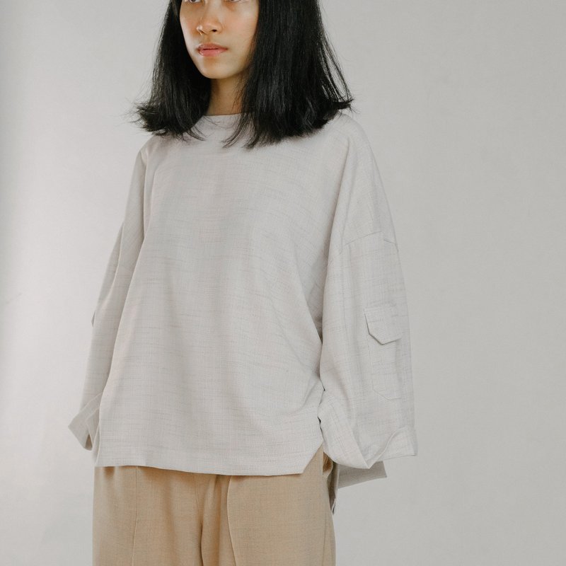 OVERSIZED SLIT TOP - 女装上衣 - 棉．麻 卡其色