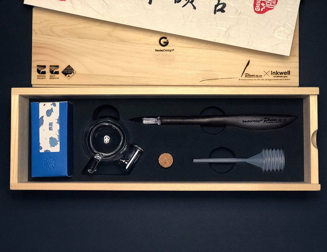 【新品上市】羽翼蘸水笔 x 默契墨水瓶 手工制文具组_精装版 - 其他书写用品 - 玻璃 咖啡色