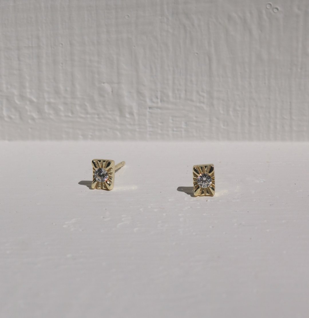 小金牌 - 耳环/耳夹 - 半宝石 金色