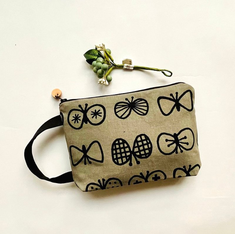 皆川明蝴蝶风格。持手收纳包。两侧内袋。日本设计布 - 化妆包/杂物包 - 棉．麻 灰色