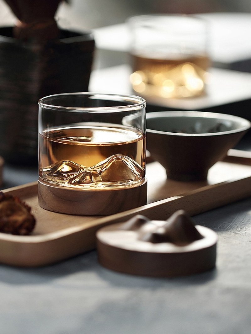 木笙山型杯。北美胡桃 - 酒杯/酒器 - 玻璃 咖啡色