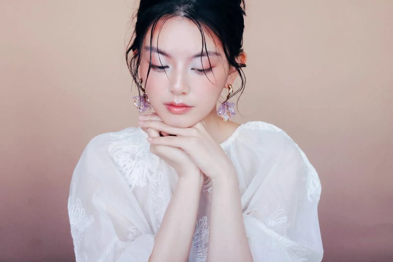 COR-DATE / 紫色花语 / 闪耀花瓣耳环 - 耳环/耳夹 - 其他材质 