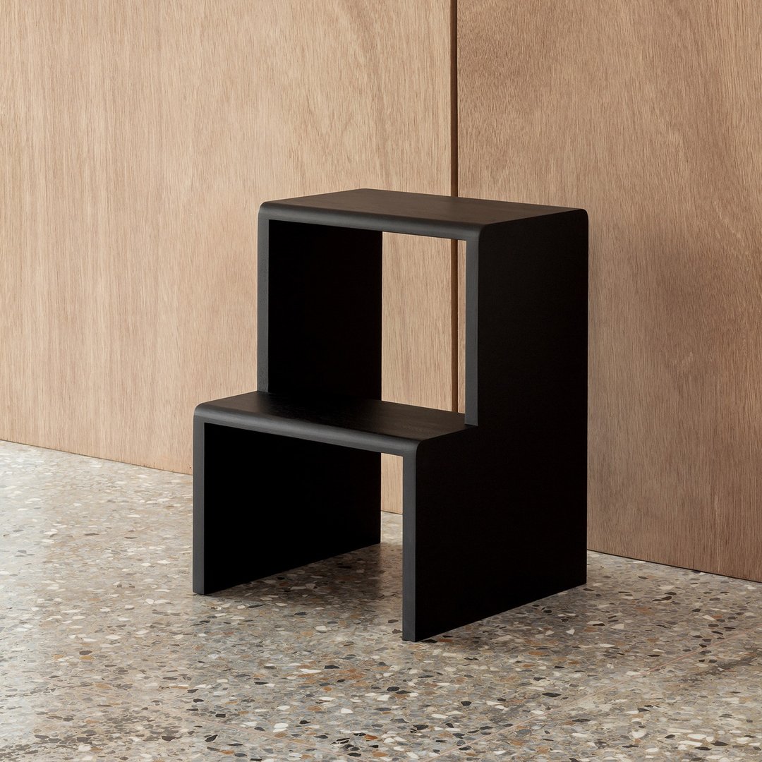 TOVA Stool | 白橡木极简梯凳 | 黑 - 其他家具 - 木头 黑色