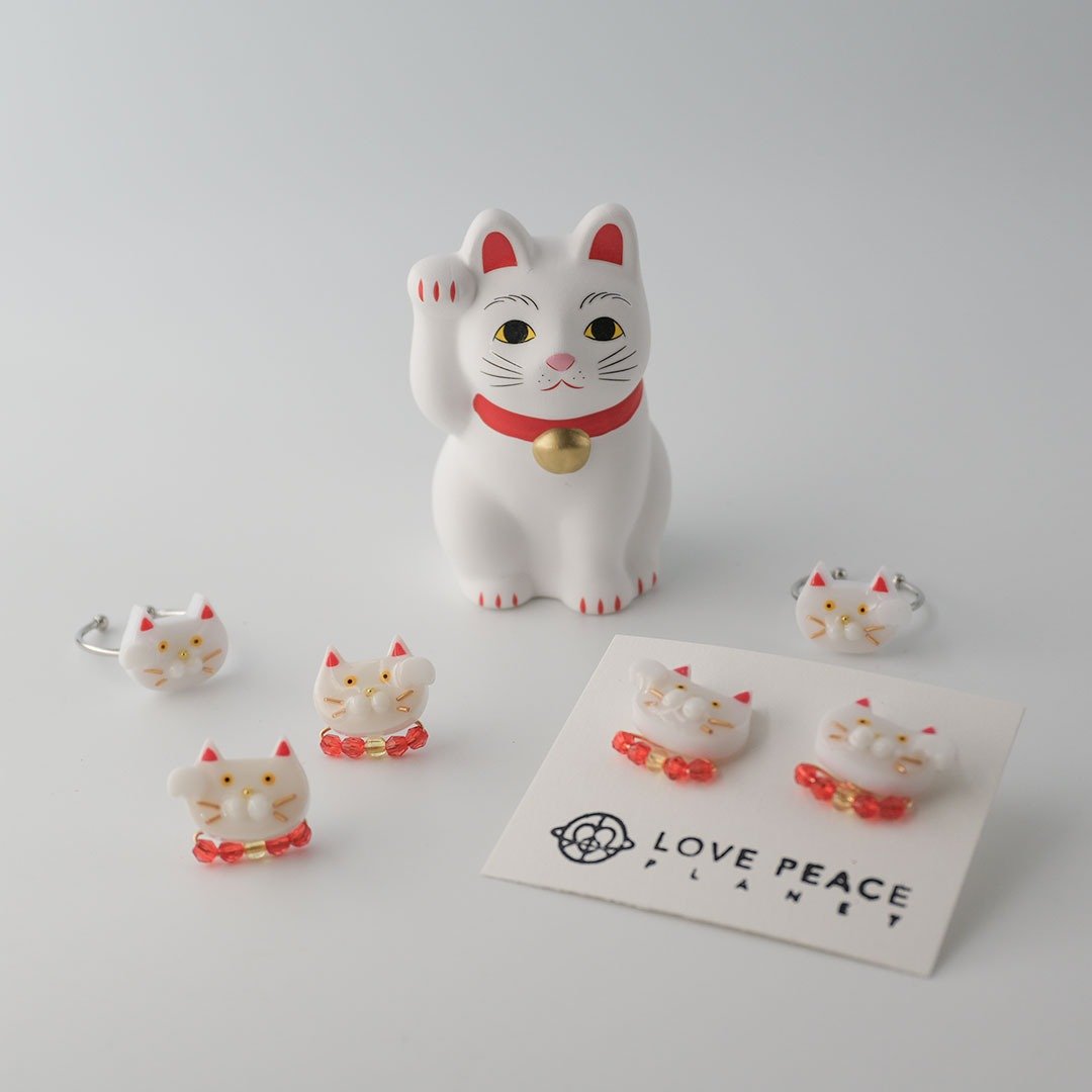 猫猫好朋友耳环 | 招财招福 + 配件 - 耳环/耳夹 - 树脂 白色