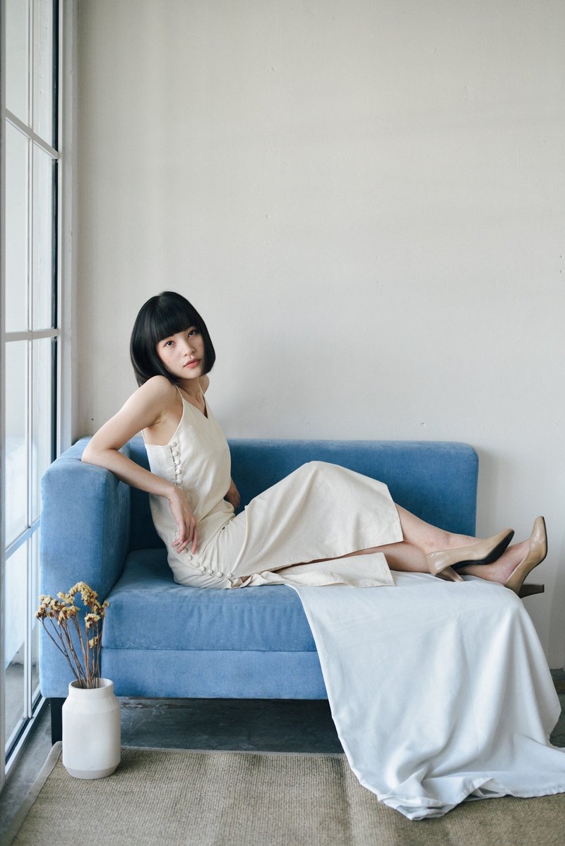 麻 EMMA DRESS- CREAM COLOR - 洋装/连衣裙 - 棉．麻 卡其色