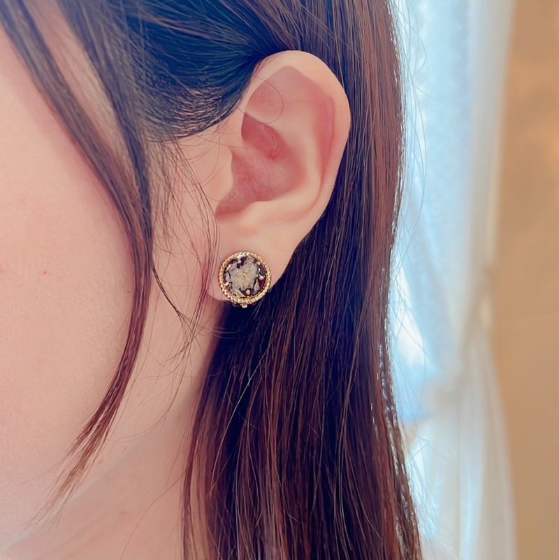 复古麻花金圈耳环 - 耳环/耳夹 - 其他材质 白色